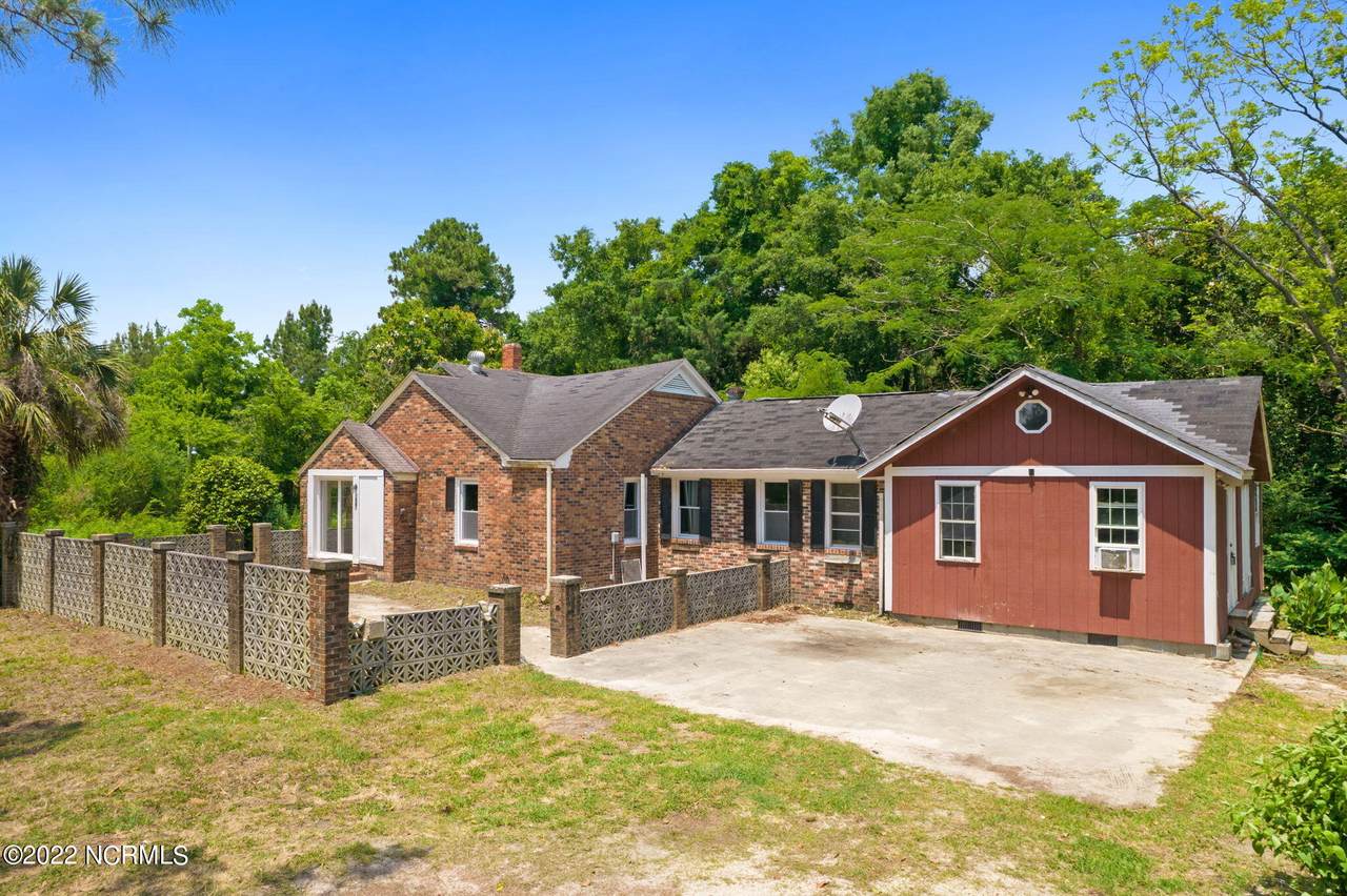 165 Barbara Lane - Photo 1