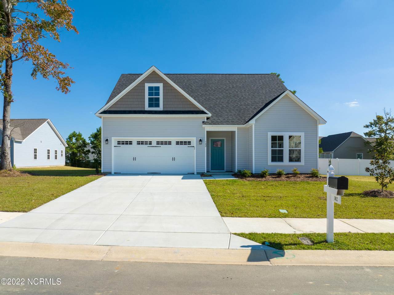 102 Shagbark Court - Photo 1