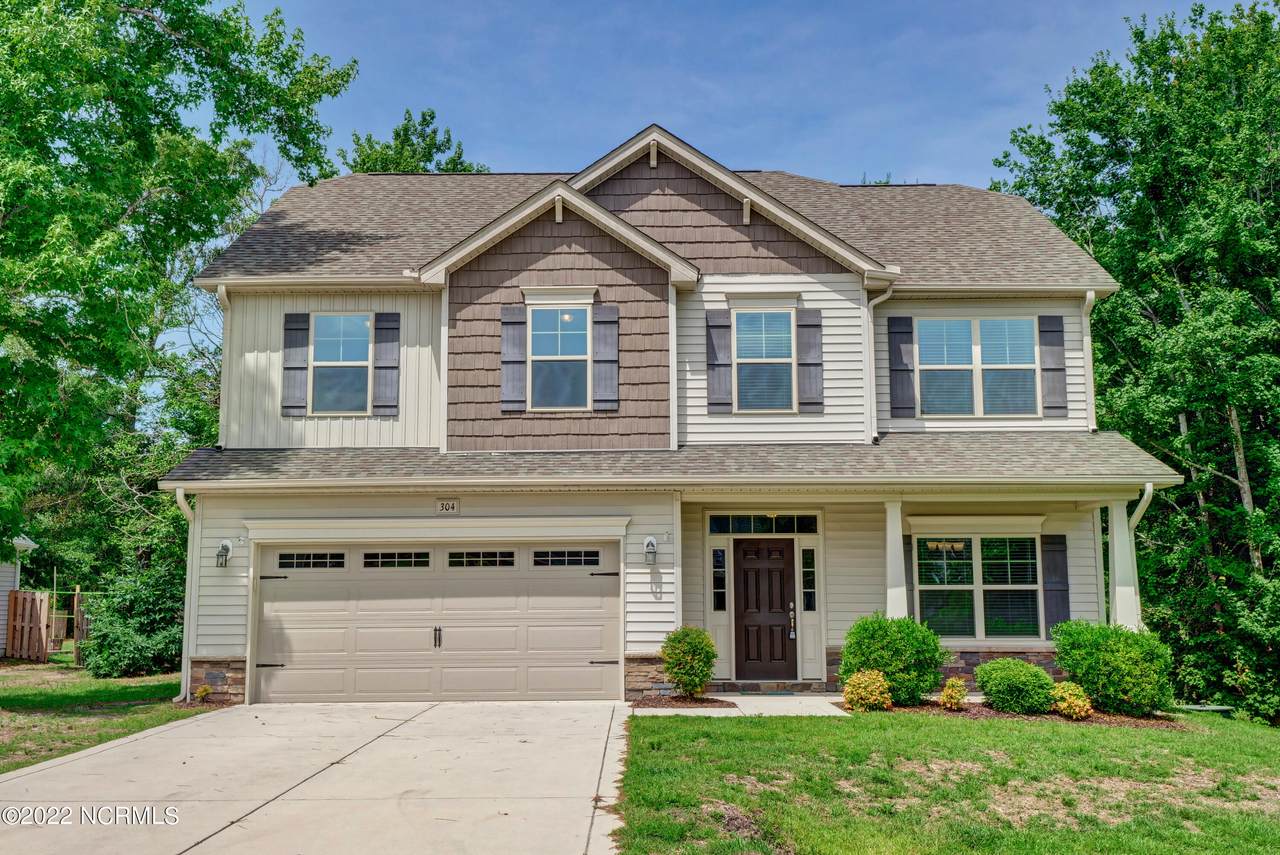 304 Red Cedar Drive - Photo 1