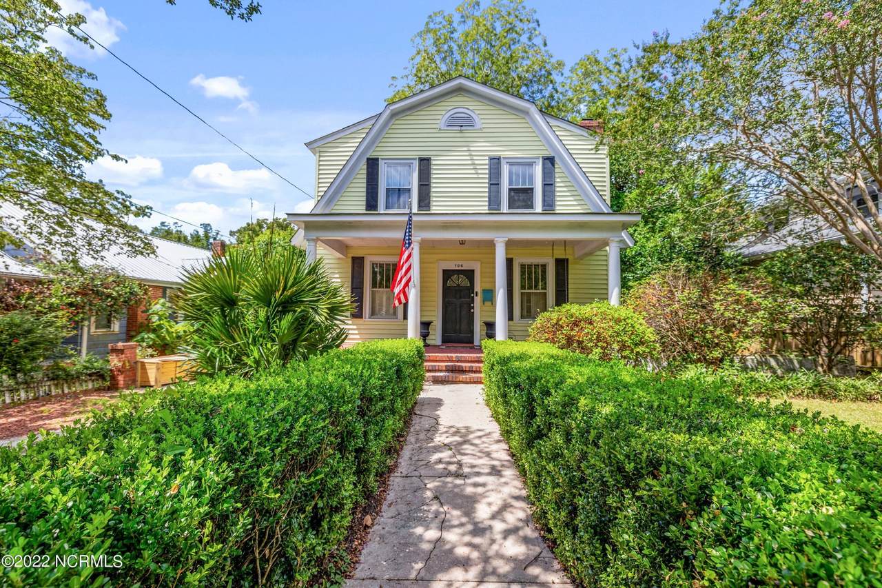 106 Borden Avenue - Photo 1