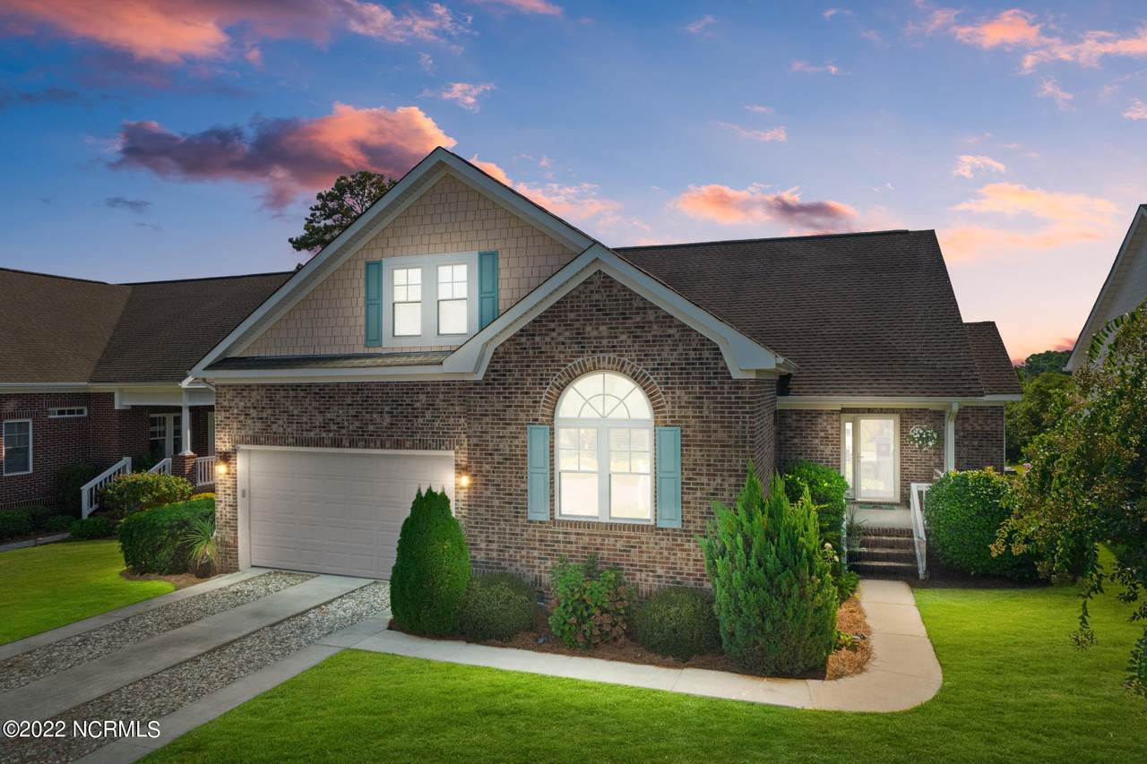 5086 Glen Cove Drive - Photo 1