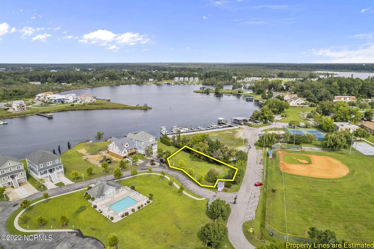 102 Riverwalk Lane - Photo 1