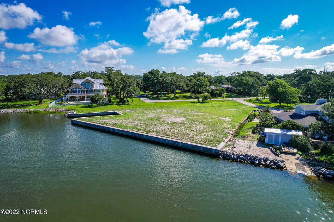 4405 Coral Point Drive - Photo 1