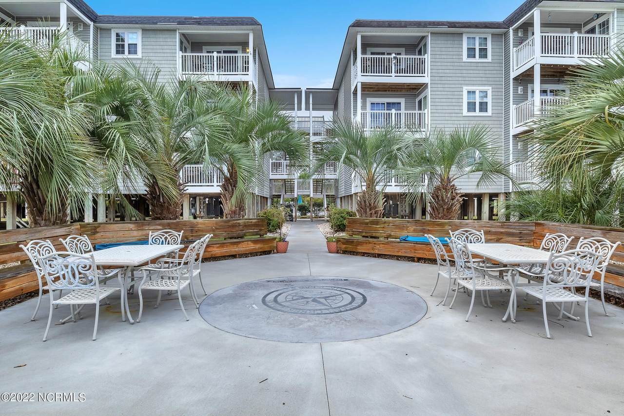 5400 Yacht Drive - Photo 1