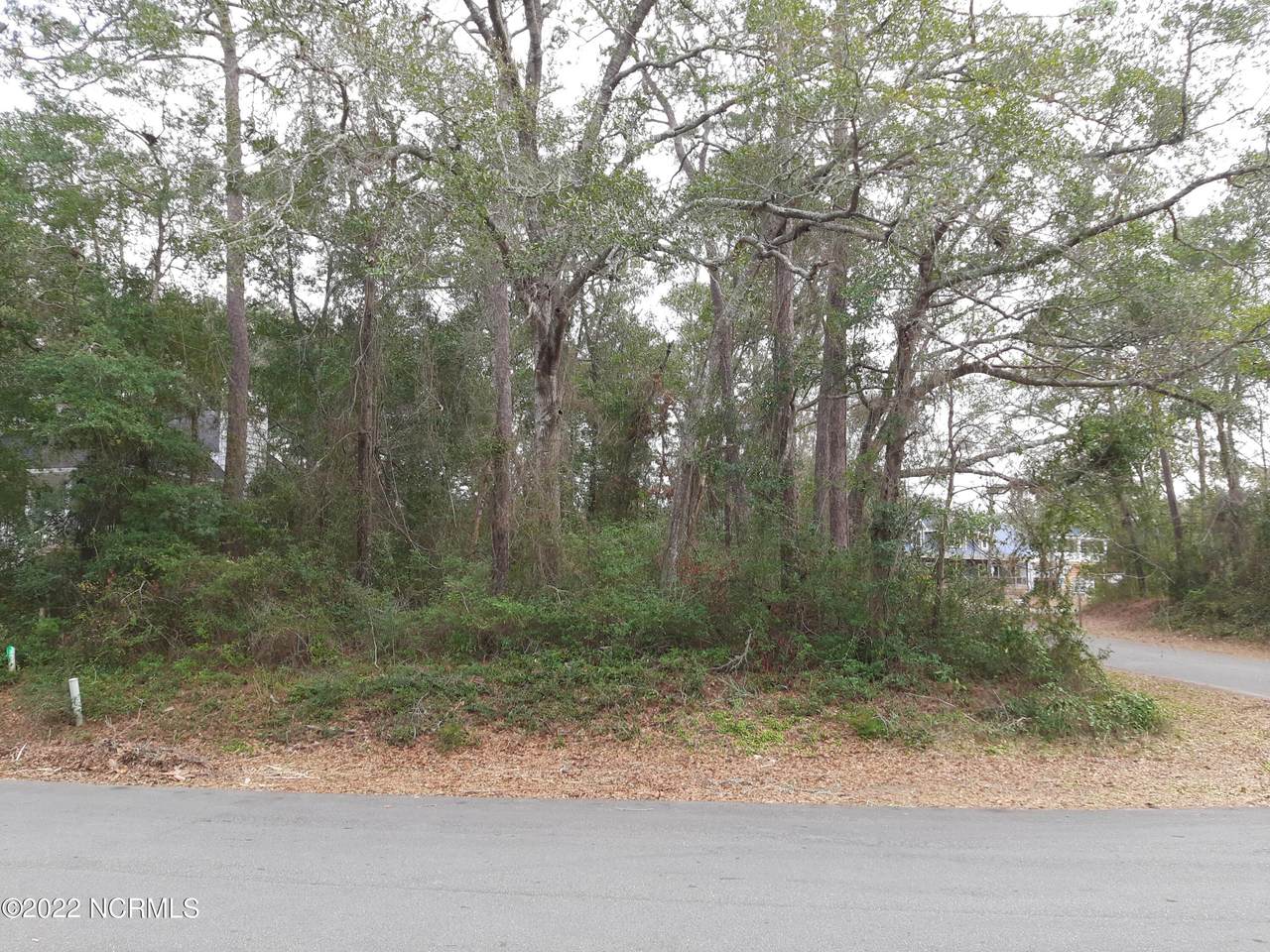 2913 Yacht Drive - Photo 1