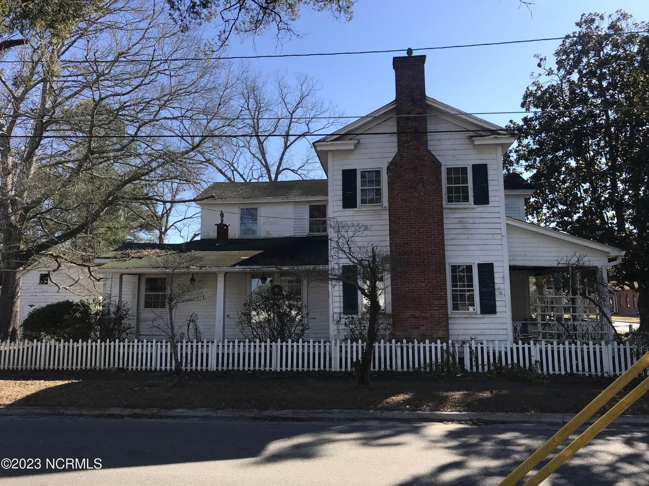 302 Washington Street - Photo 1