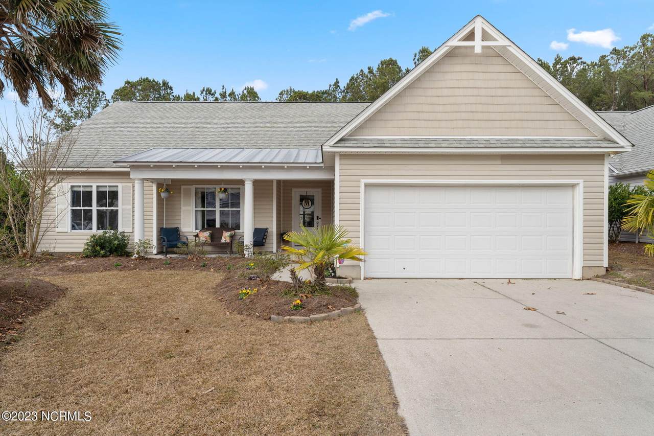 220 Bimini Drive - Photo 1