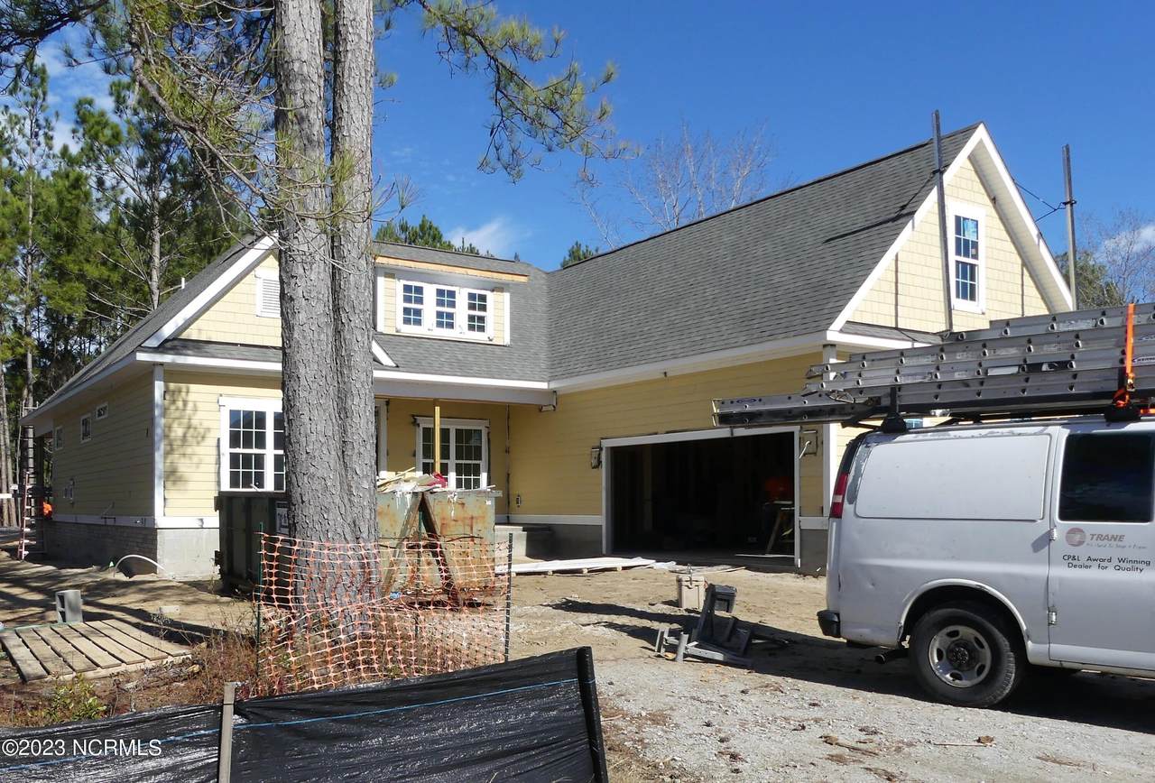 553 Stanwood Drive - Photo 1