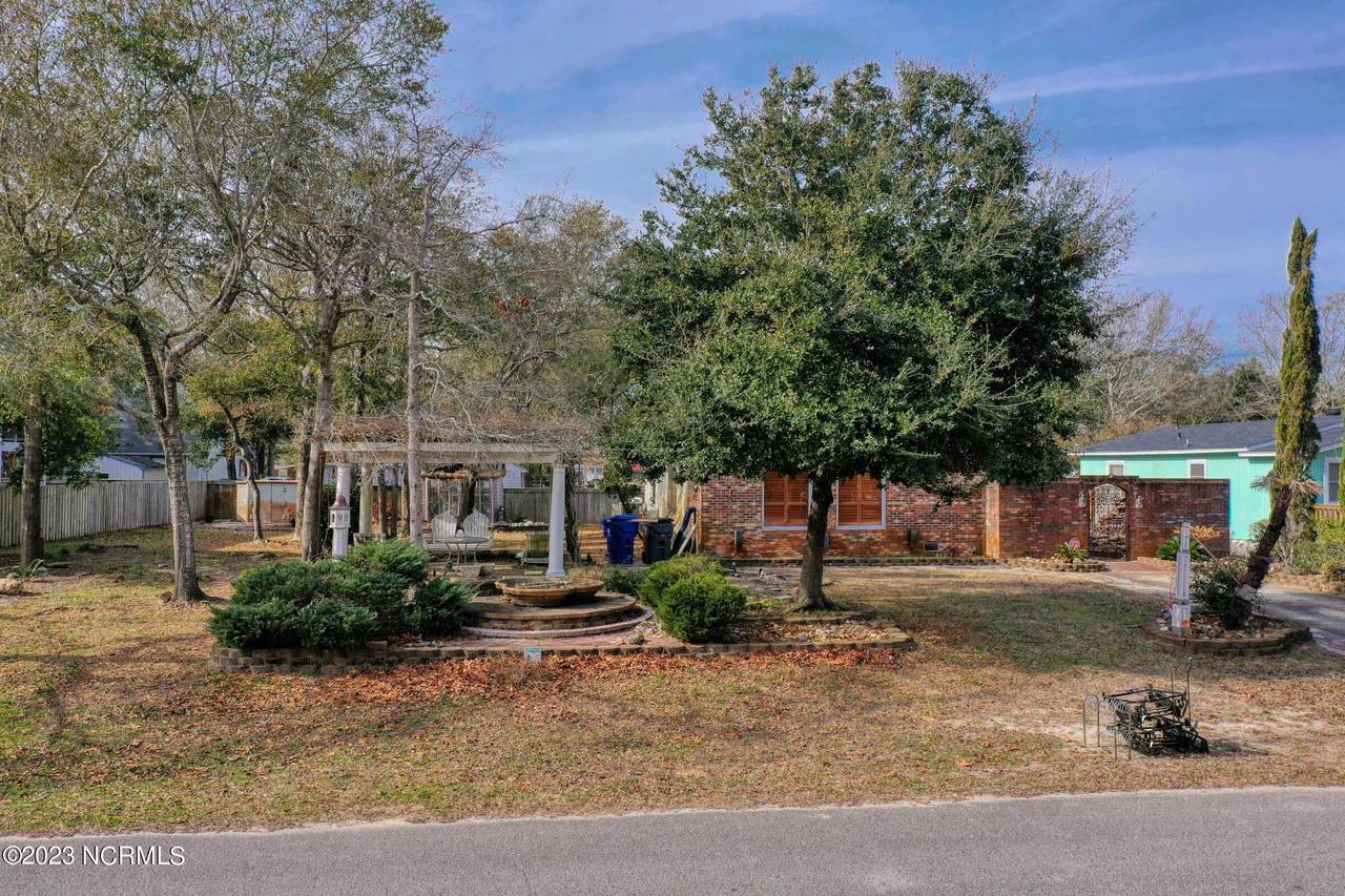 119 31st Street - Photo 1