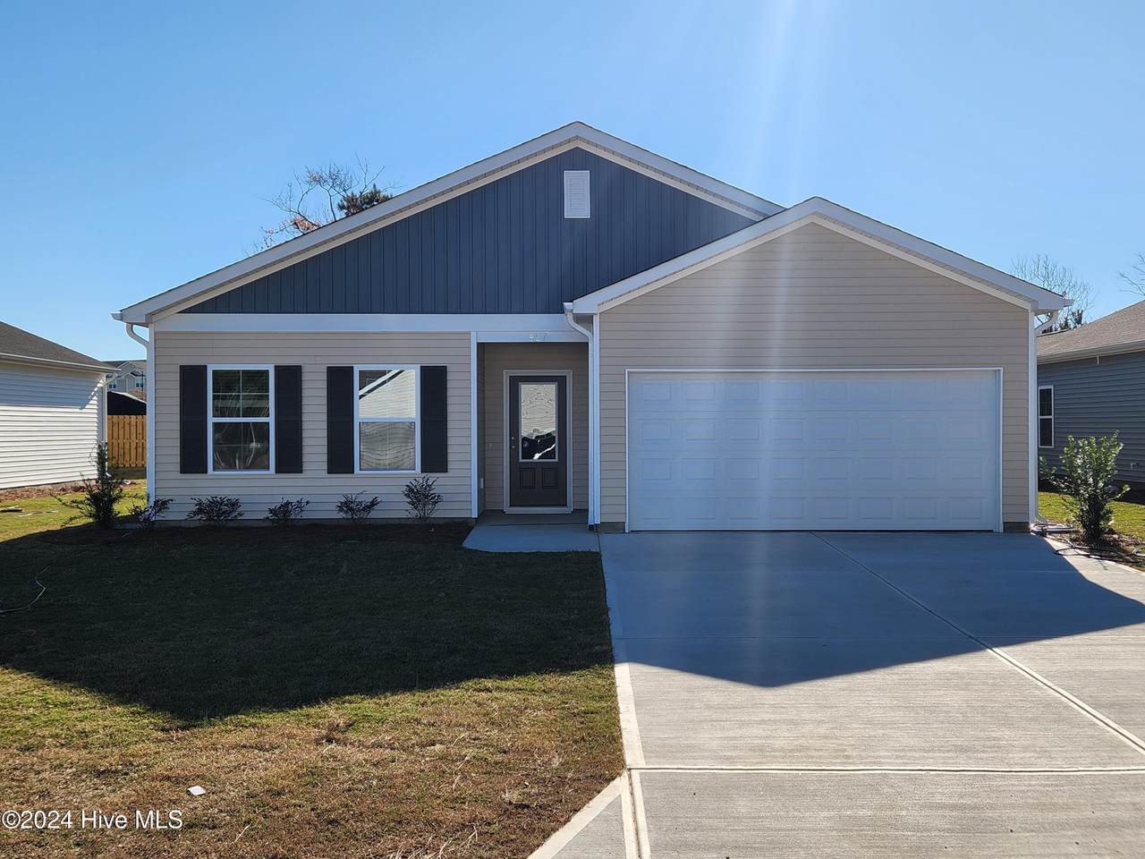 927 Rosie Drive - Photo 1