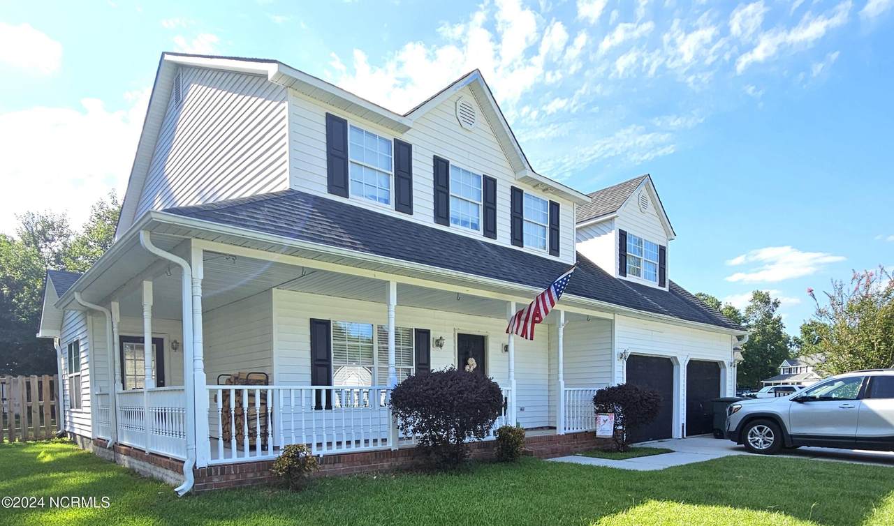 108 Erskine Court - Photo 1