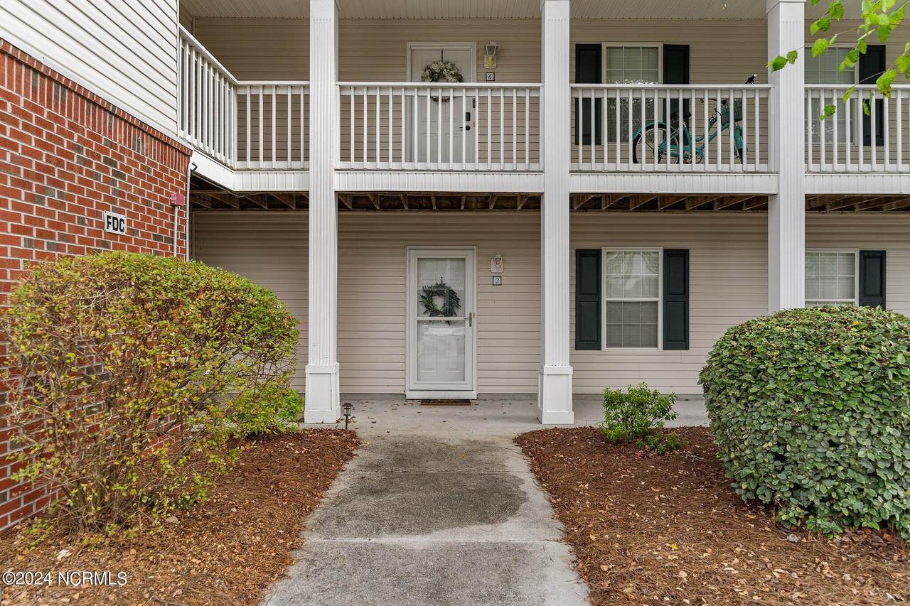 1600 Willoughby Park Court - Photo 1