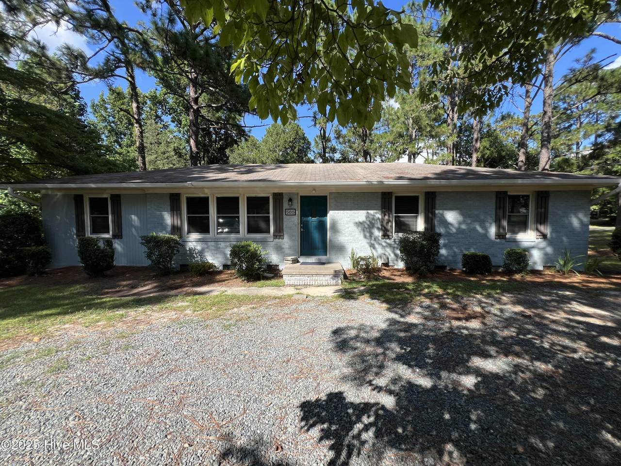 505 Maine Avenue - Photo 1
