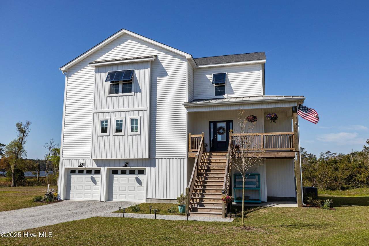 124 Tidal Bluffs Court - Photo 1