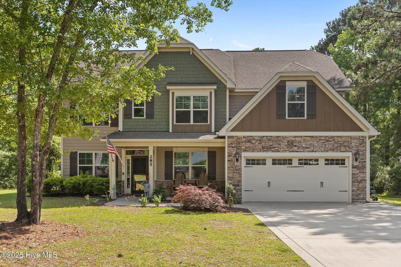 285 Mimosa Drive - Photo 1