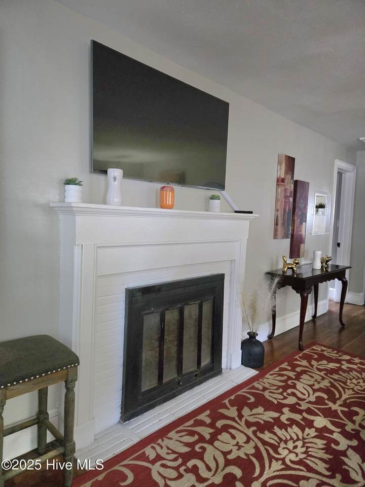 https://bt-photos.global.ssl.fastly.net/ncreg/1280_boomver_2_100512653-2.jpg
