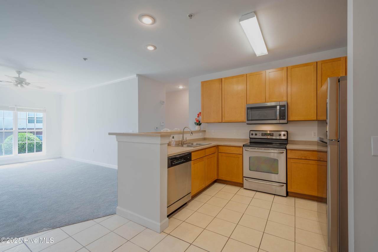 2807 Bloomfield Lane - Photo 1