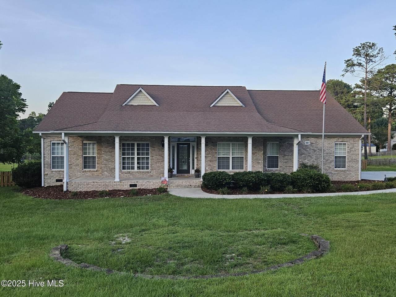 130 Presnell Court - Photo 1