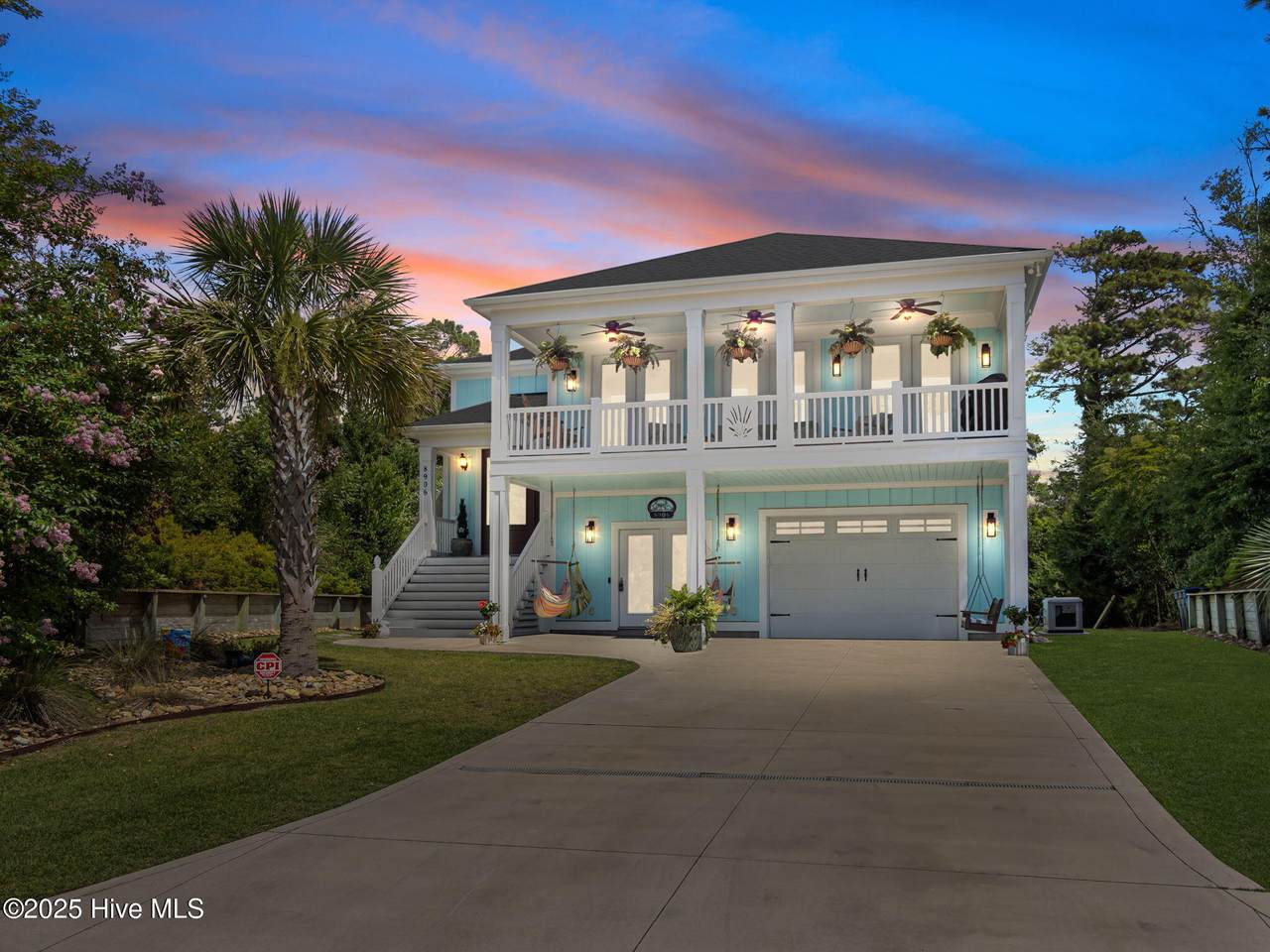8906 Edgewater Court - Photo 1