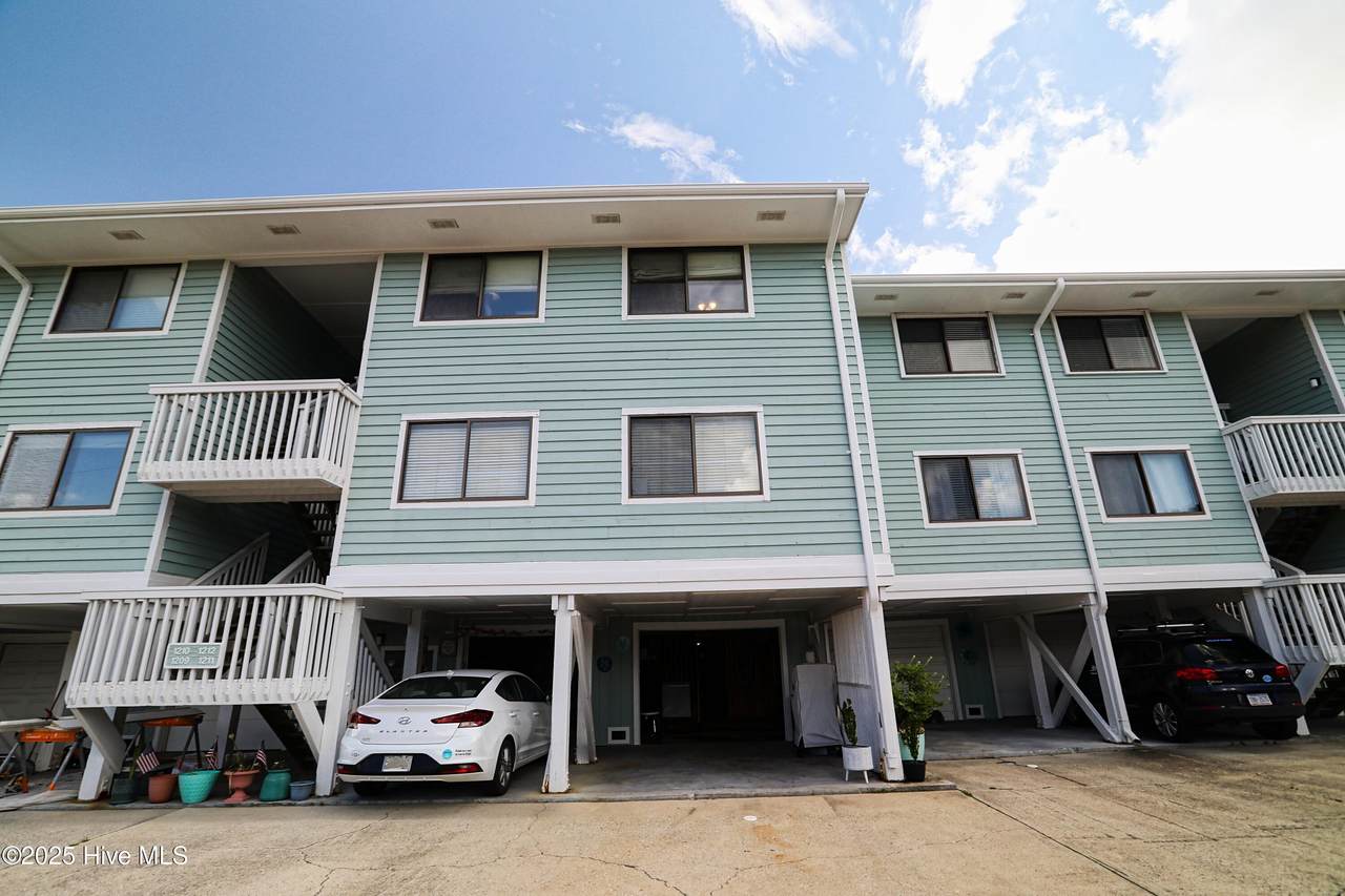 202 Lewis Drive - Photo 1
