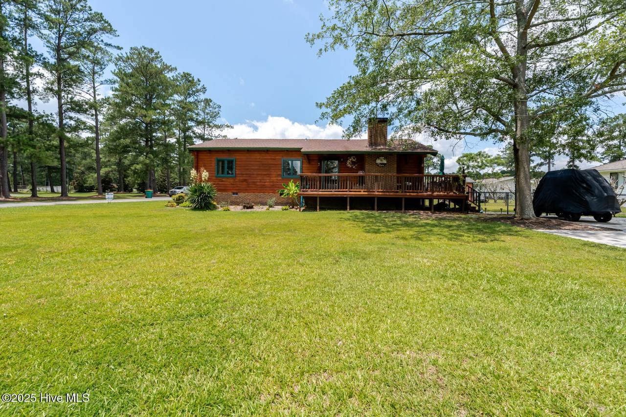 13 Monmouth Drive - Photo 1