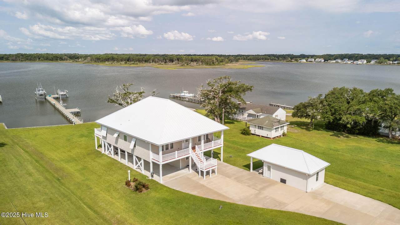 429 Live Oak Road - Photo 1