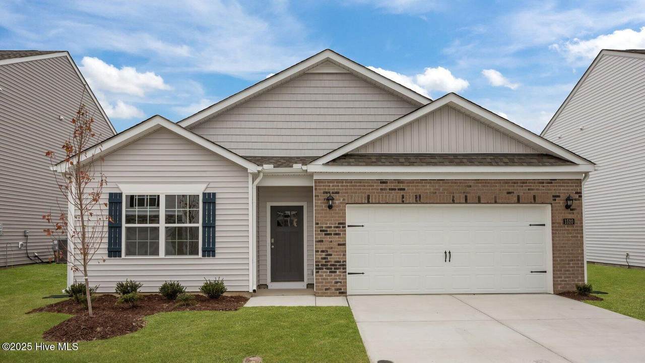 1520 Stonebriar Drive - Photo 1