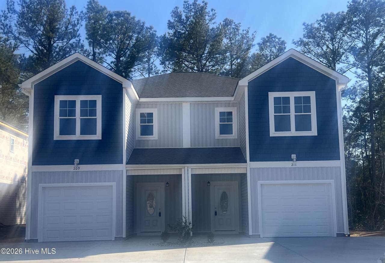 211 Holly Sands Loop - Photo 1