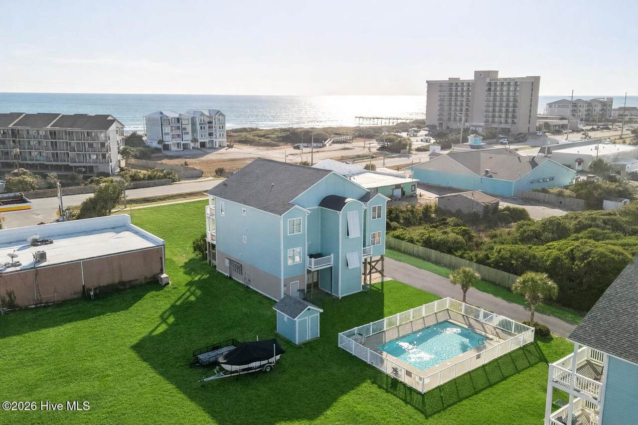 107 Beachwood Drive - Photo 1