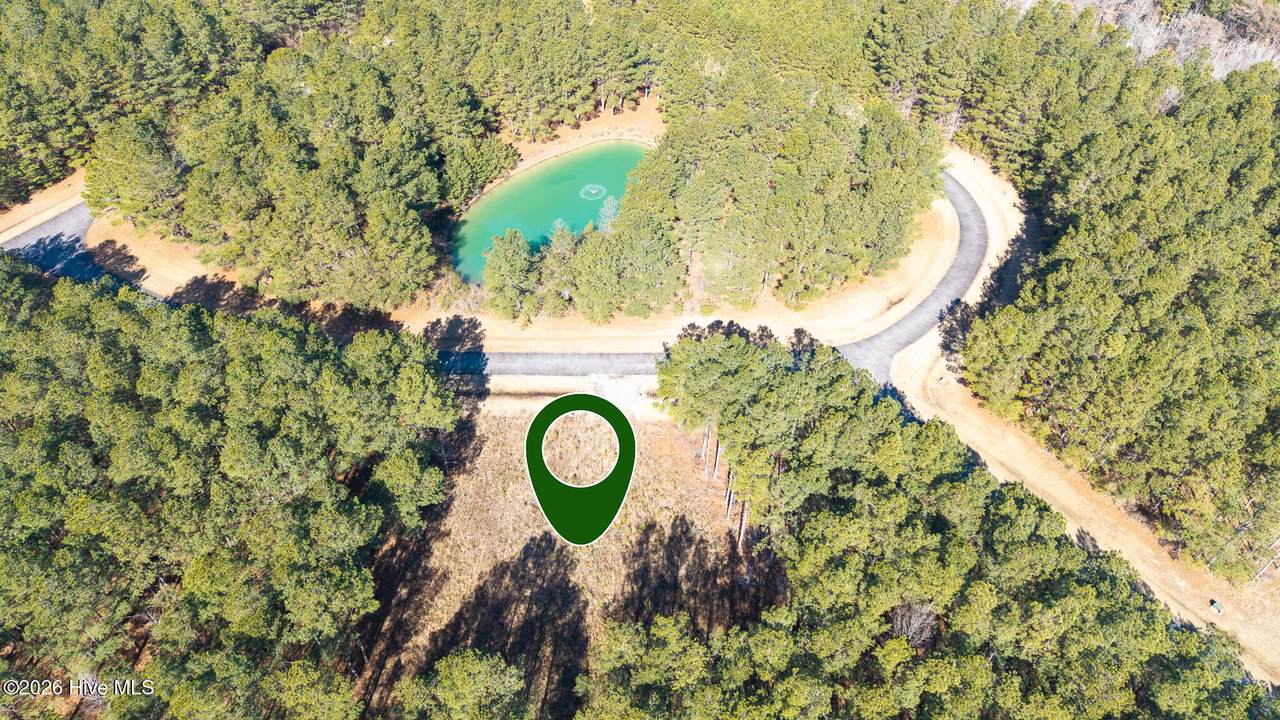 412 Plumtree Circle - Photo 1