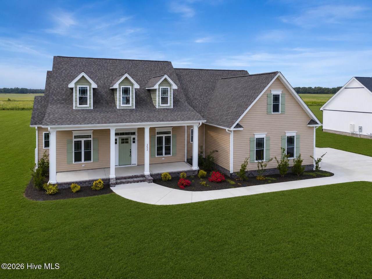 352 Stephanye Lane - Photo 1