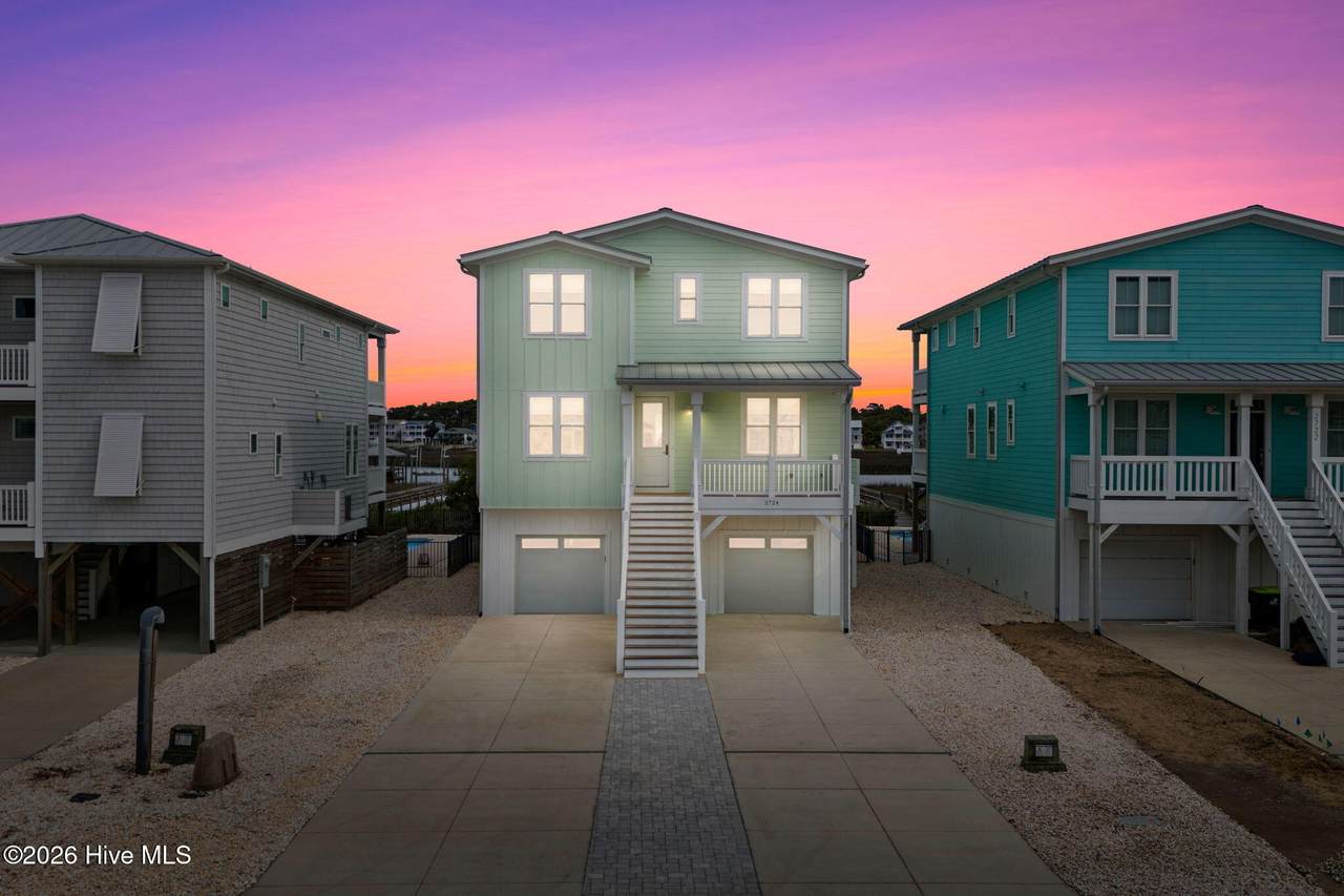 2724 Pelican Drive - Photo 1