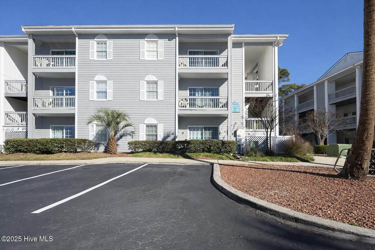 165 Royal Poste Road - Photo 1