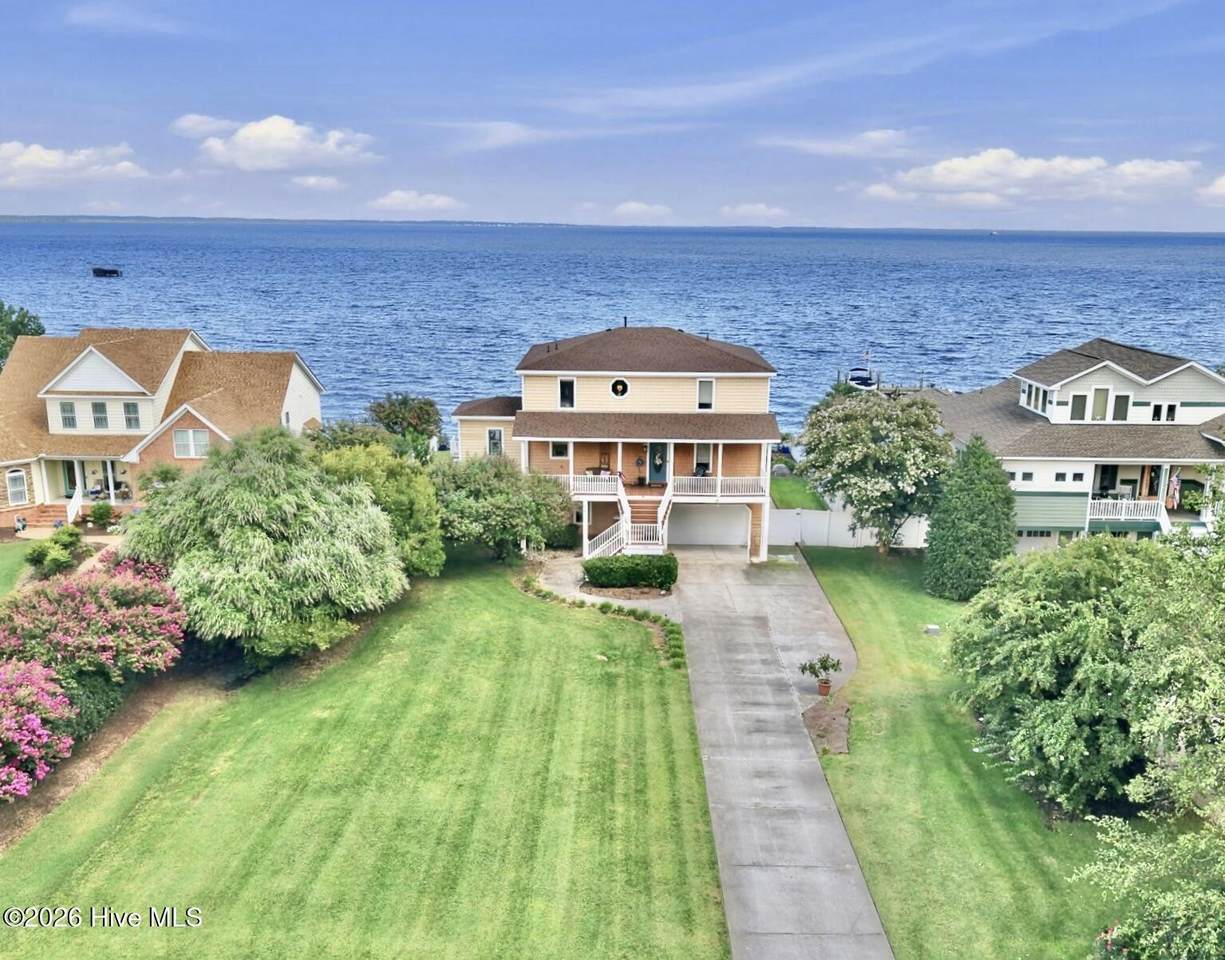 158 Mariners Way - Photo 1