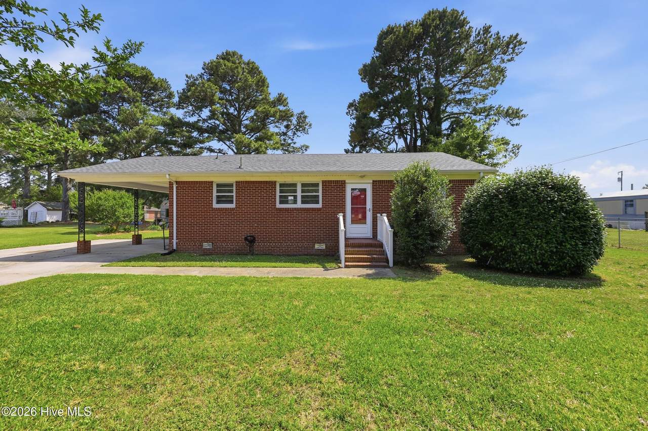 1813 Fearing Avenue - Photo 1