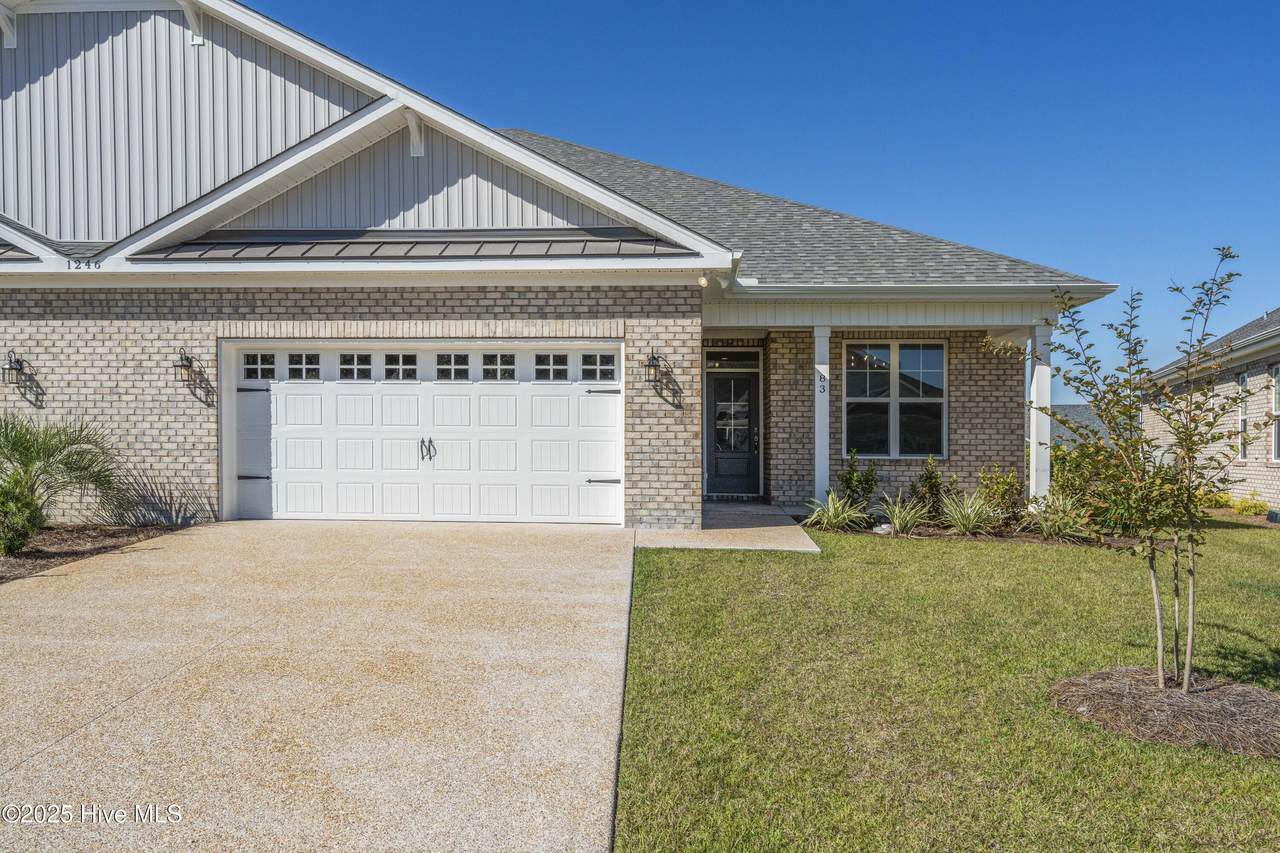 1246 Formosa Drive - Photo 1