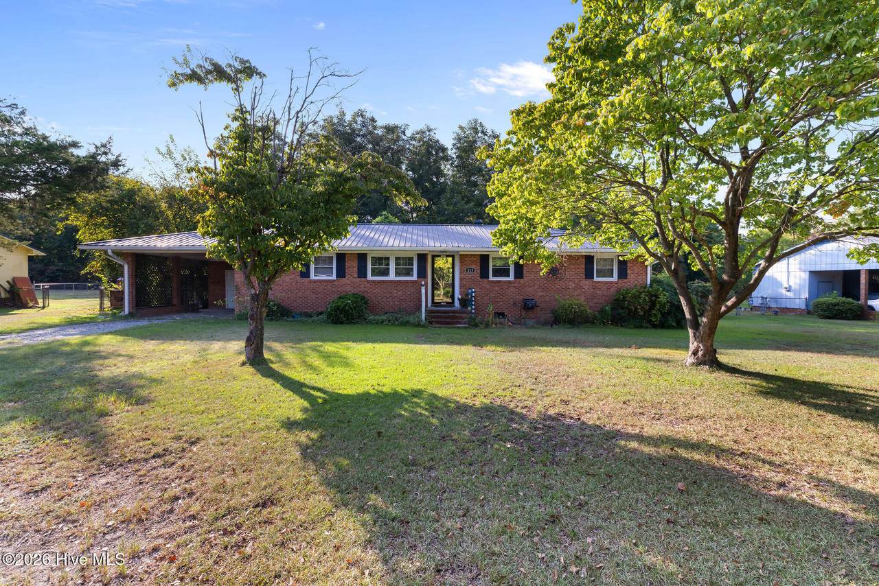 213 Vinwood Avenue - Photo 1