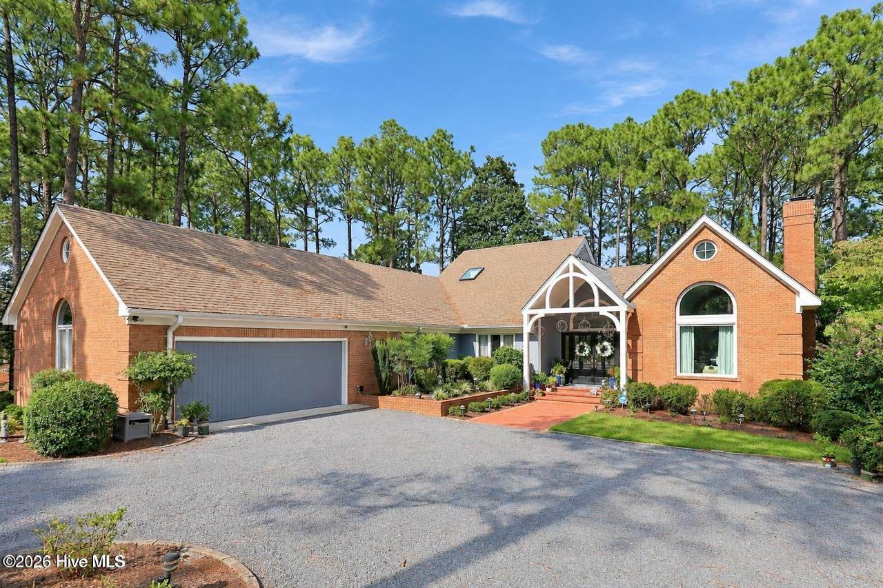 64 Pinewild Drive - Photo 1