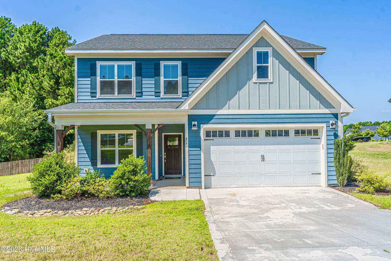 654 Cromwell Court - Photo 1