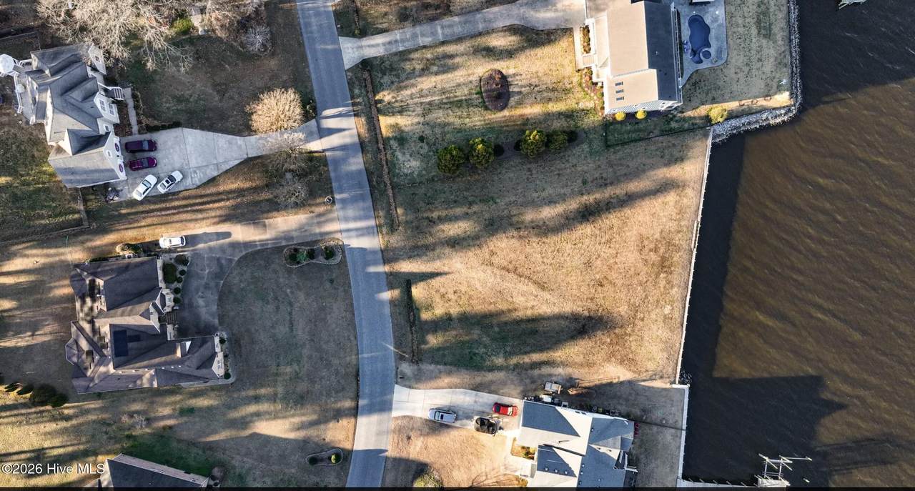 510 Small Drive - Photo 1