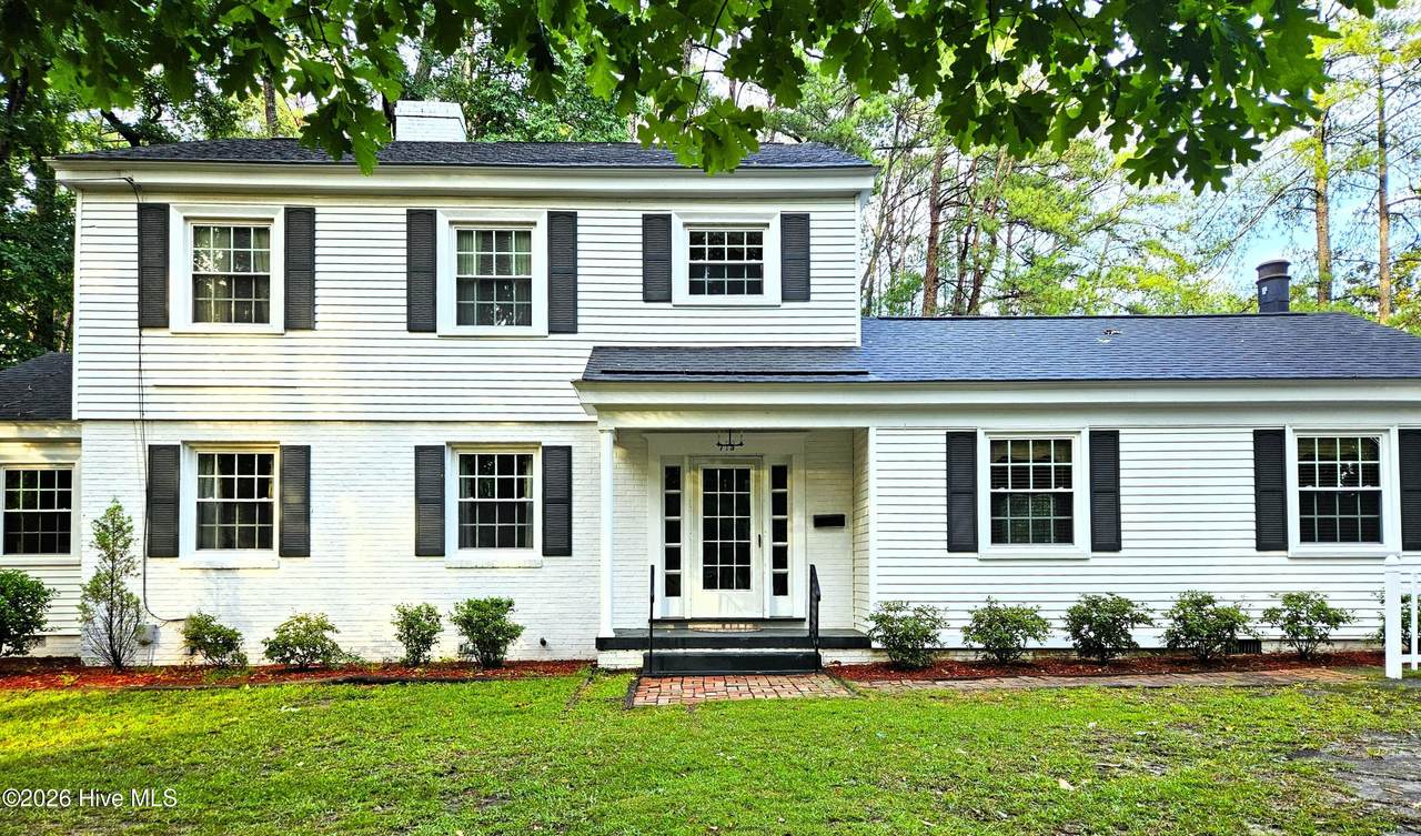 715 Evergreen Road - Photo 1