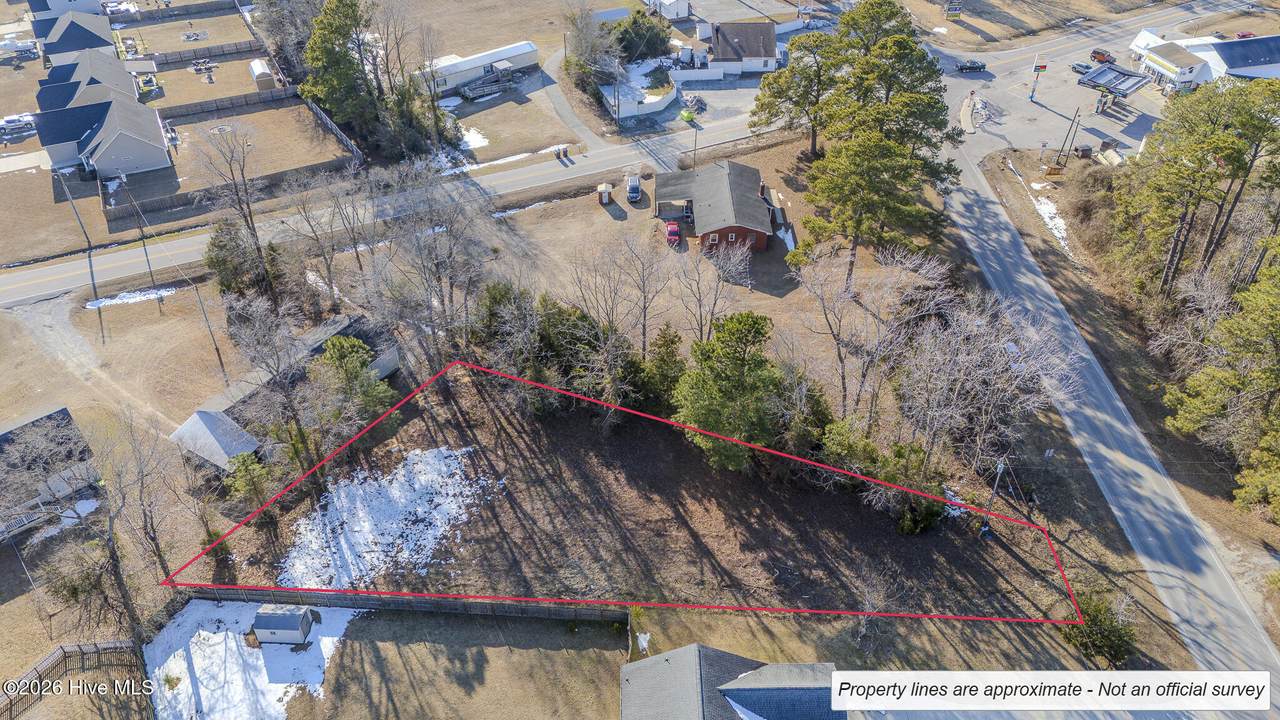 474 Hubert Boulevard - Photo 1