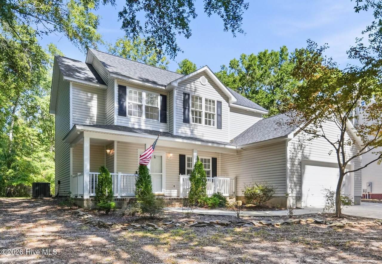 147 Bayshore Drive - Photo 1