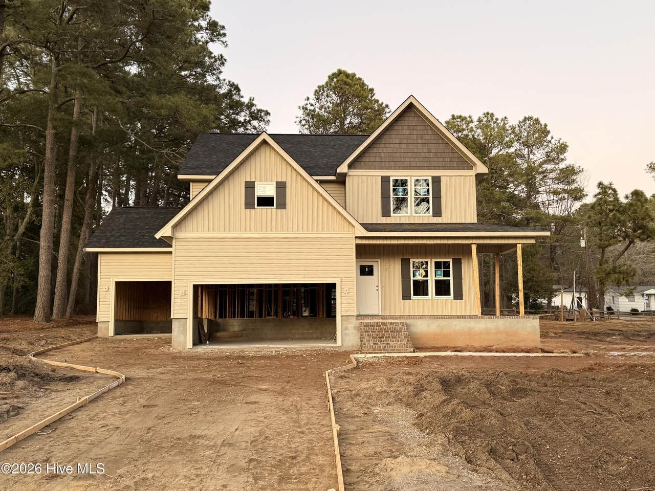 124 Tower Street - Photo 1