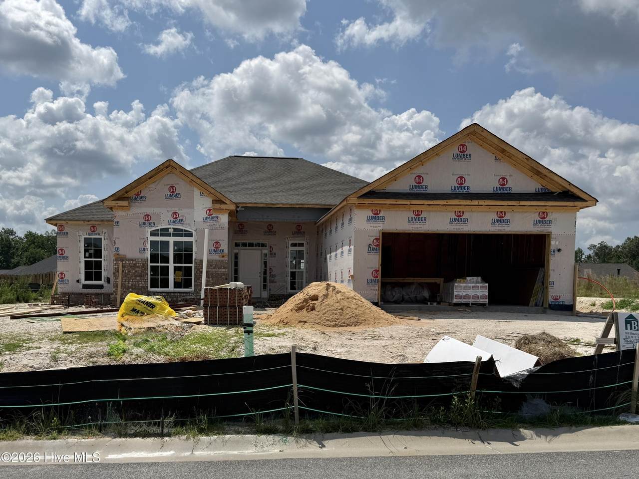 905 Maitland Street - Photo 1