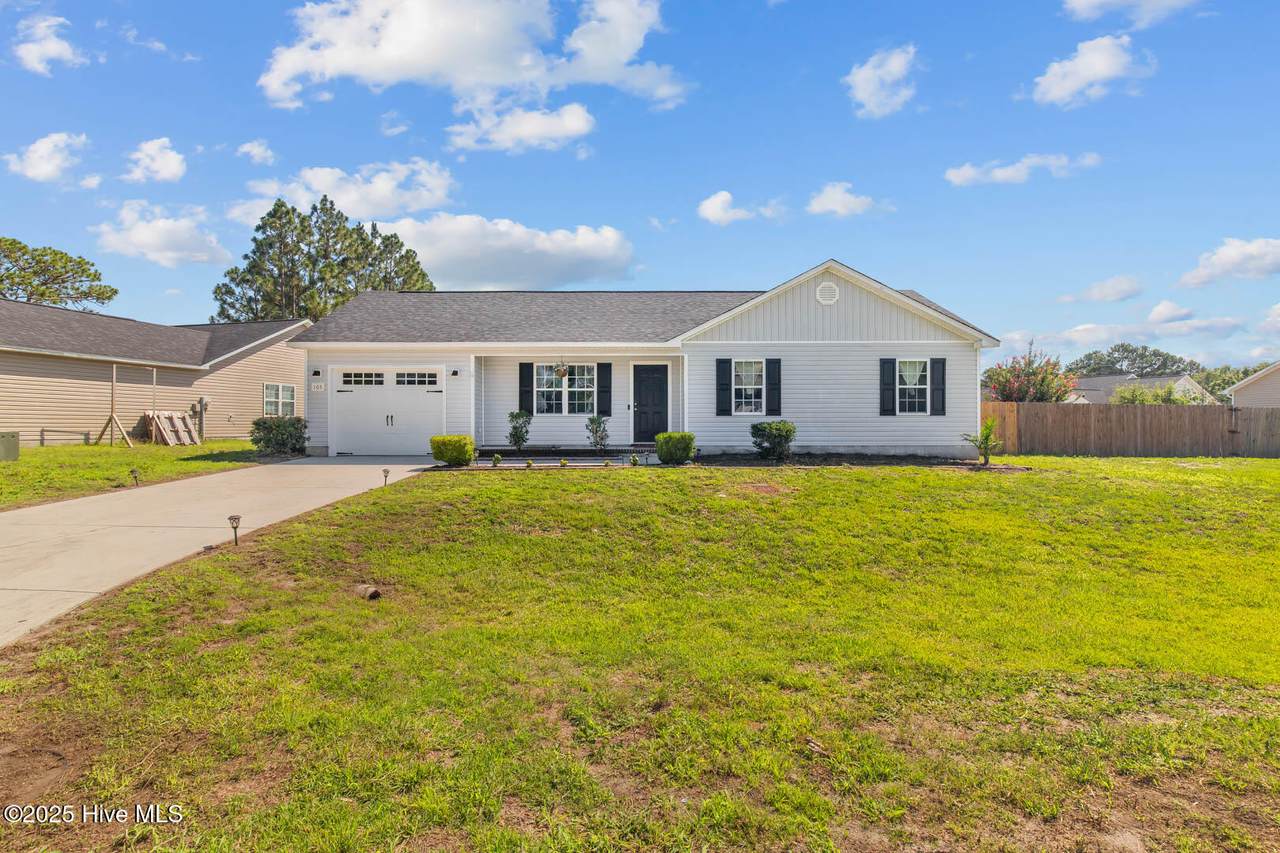 105 Marina Leigh Drive - Photo 1