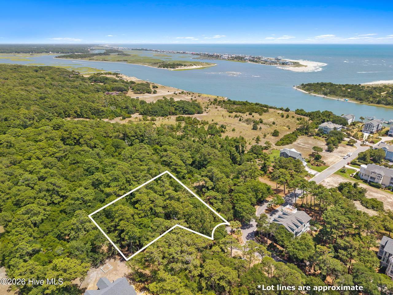660 Beaufain Street - Photo 1