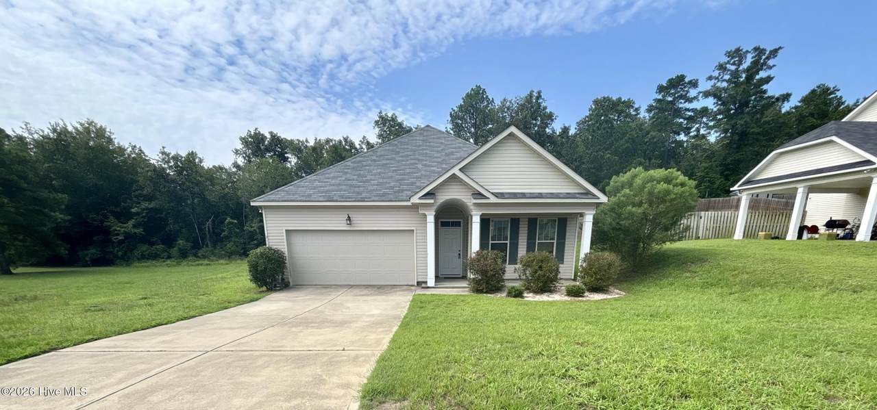 214 Mcduffie Circle - Photo 1