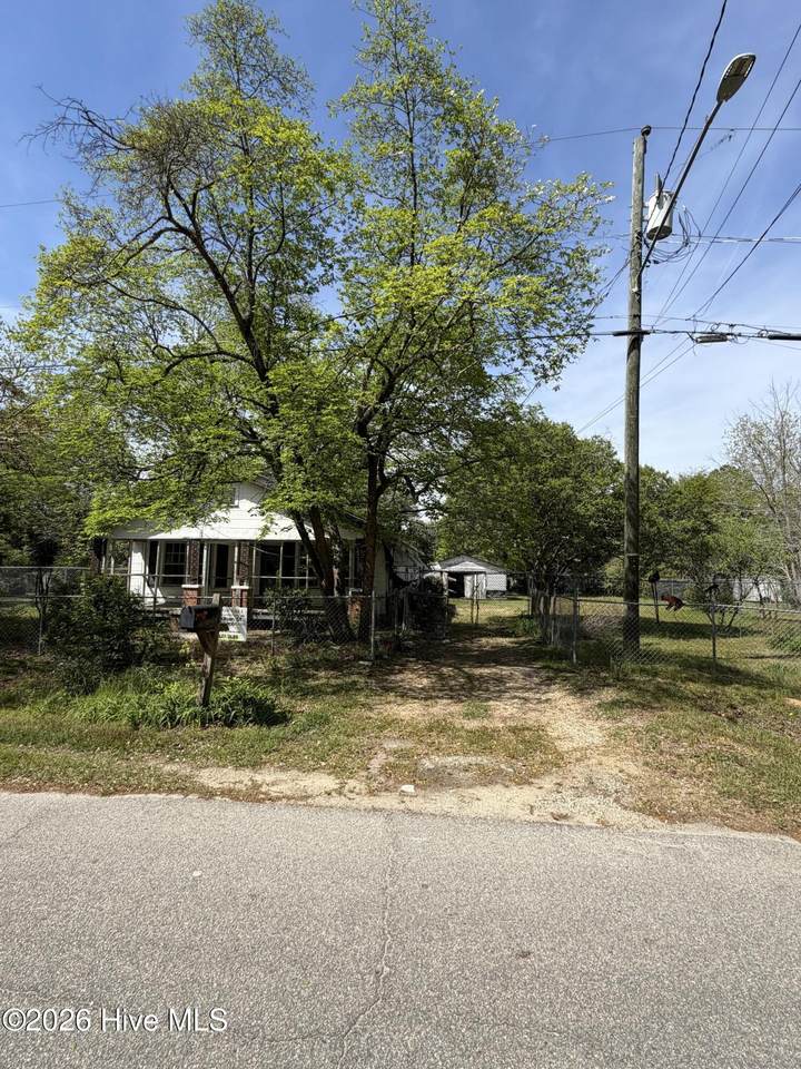 610 Jackson Street - Photo 1