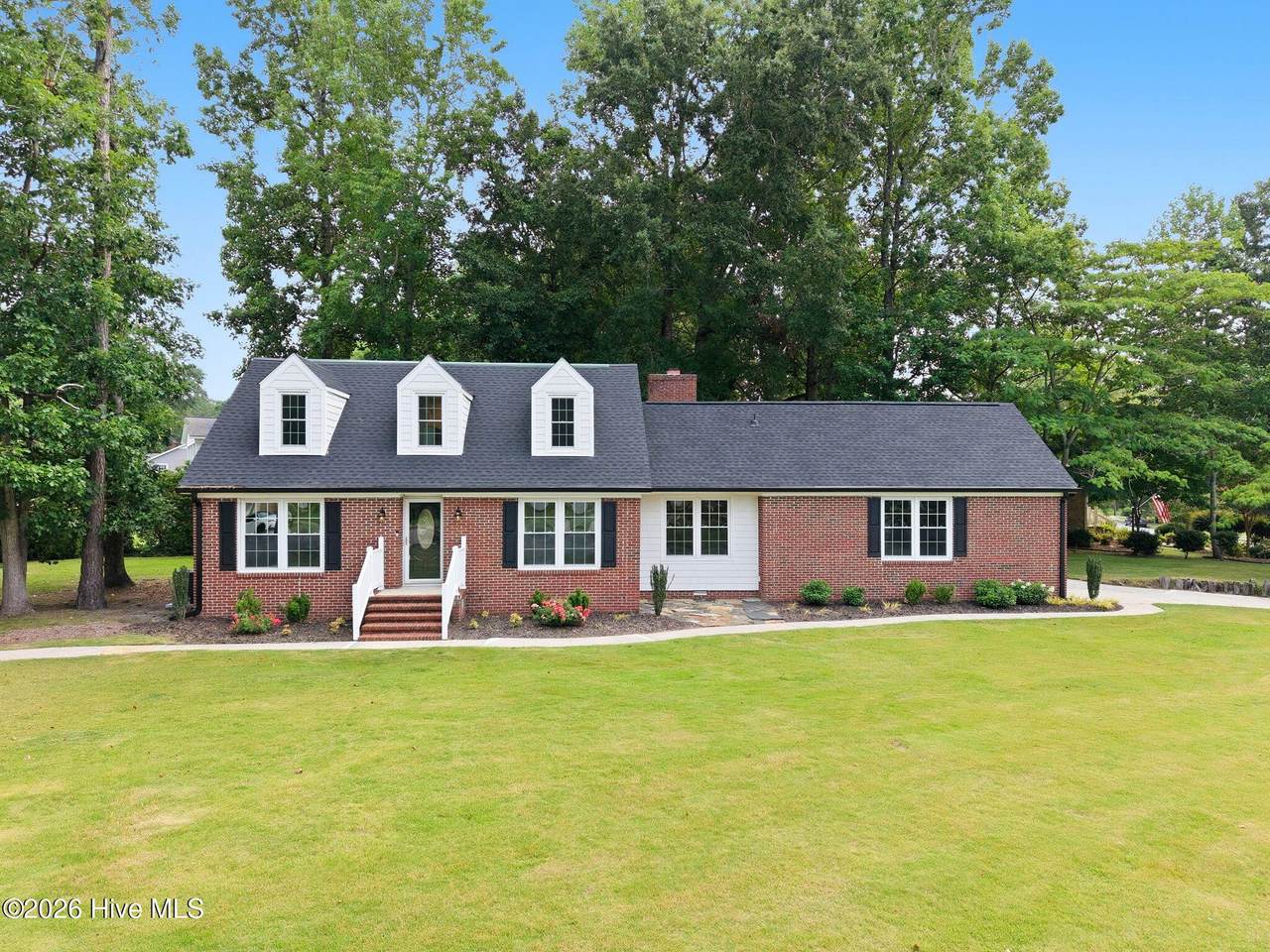 101 Epworth Drive - Photo 1